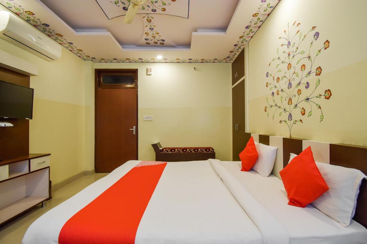 Oyo 11389 Hotel Ng Palace Джайпур Екстериор снимка